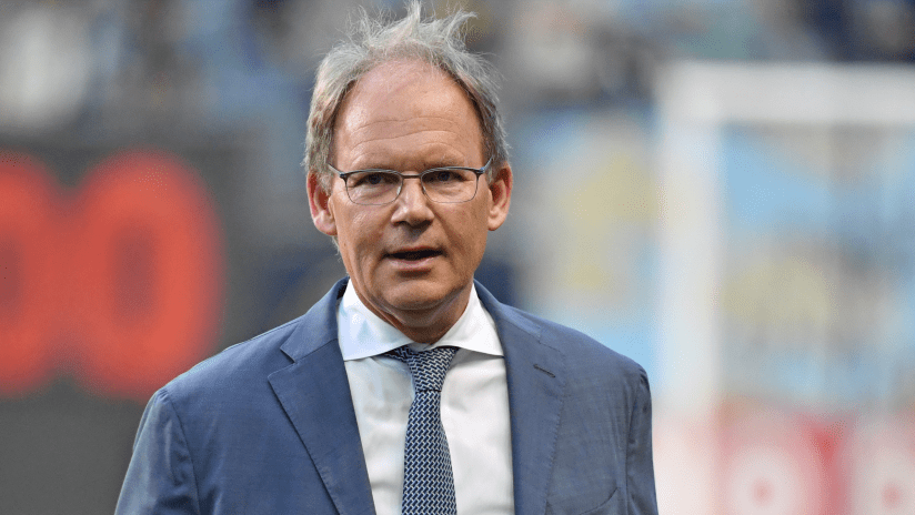 Schmetzer frustrated